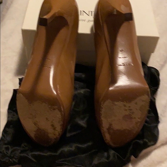 YSL Tribtoo Nude Patent Pumps - Picture 6 of 14